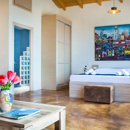 Magganos Sunset Apartment
